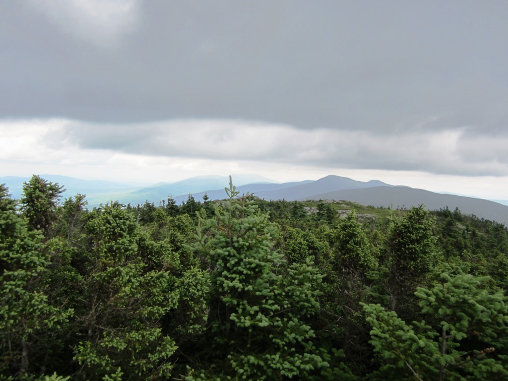 View south along the Mahoosuc Ridge toward the Presidentials.